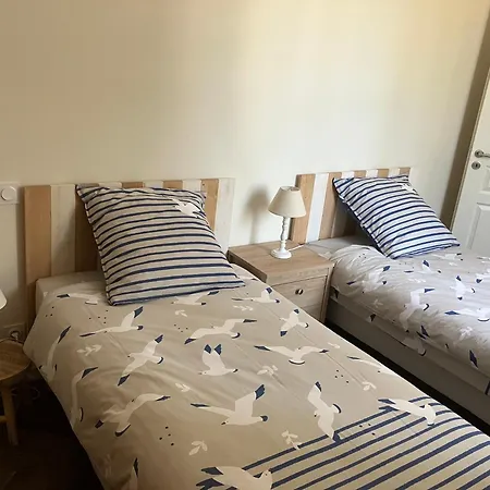 Holiday home Maison Fleur Des Pins - A 2 Pas De La Et En Lisiere De Foret Domaniale