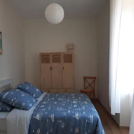 Vakantiehuis Maison Fleur Des Pins - A 2 Pas De La Et En Lisiere De Foret Domaniale *